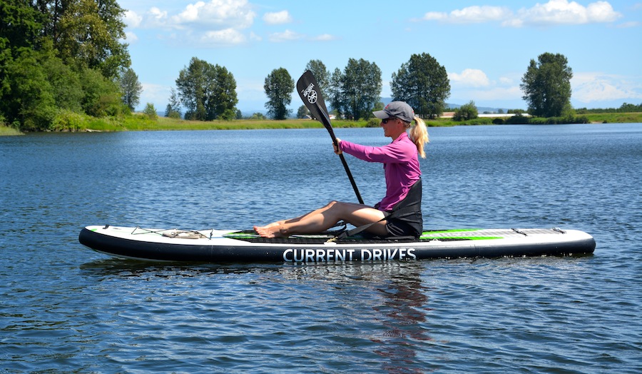 paddling SUP kayak-style