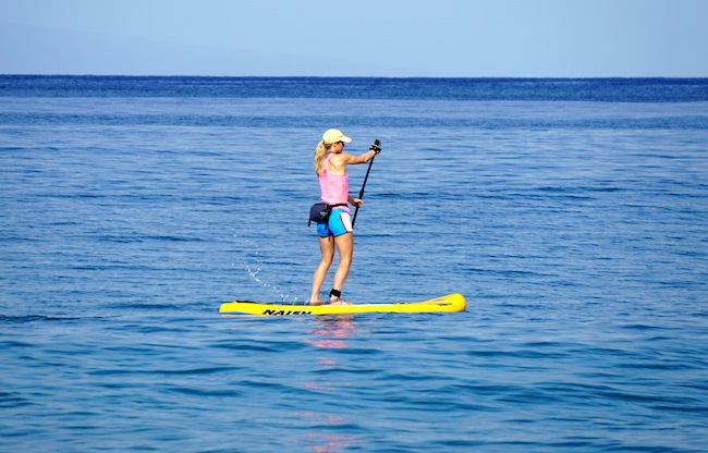 paddling the Naish Mana Air in Hawaii
