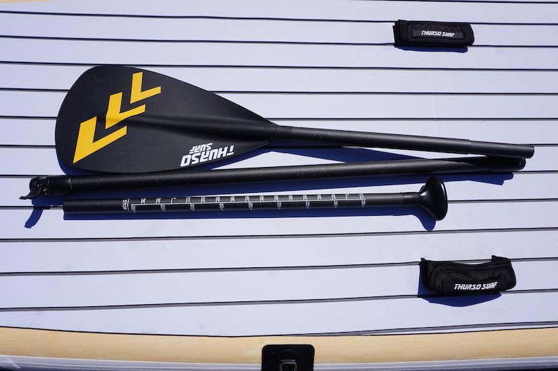 Thurso Surf 3-piece carbon fiber paddle