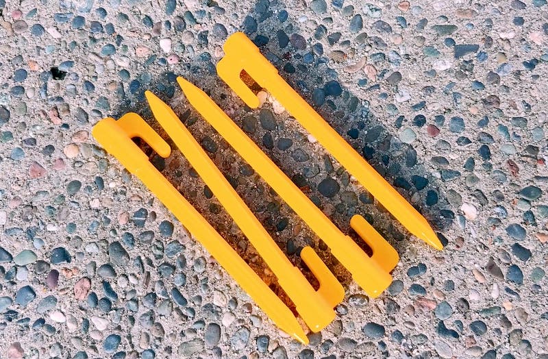 plastic stakes for landing mat