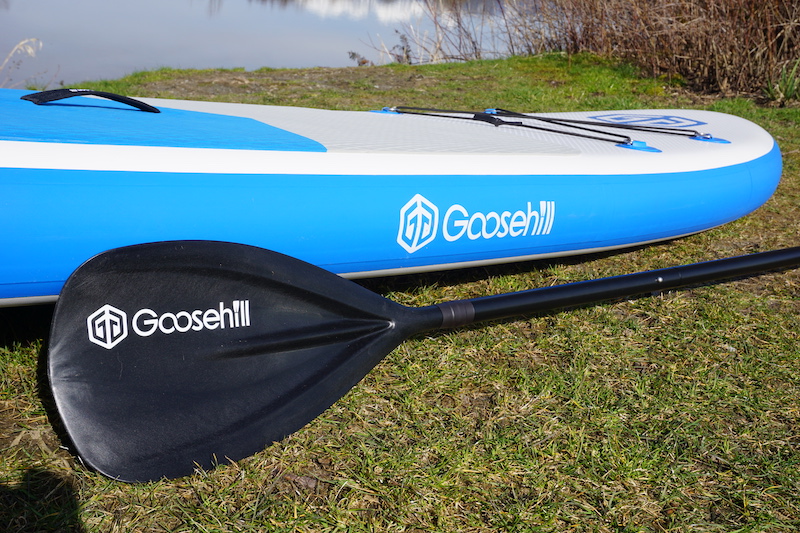 SUP paddle with Goosehill paddleboard