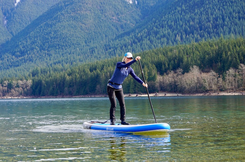 paddling the Goosehill Sailor inflatable SUP