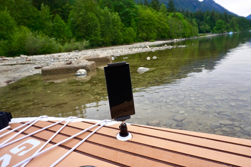 phone holder action mount on Nixy paddle board