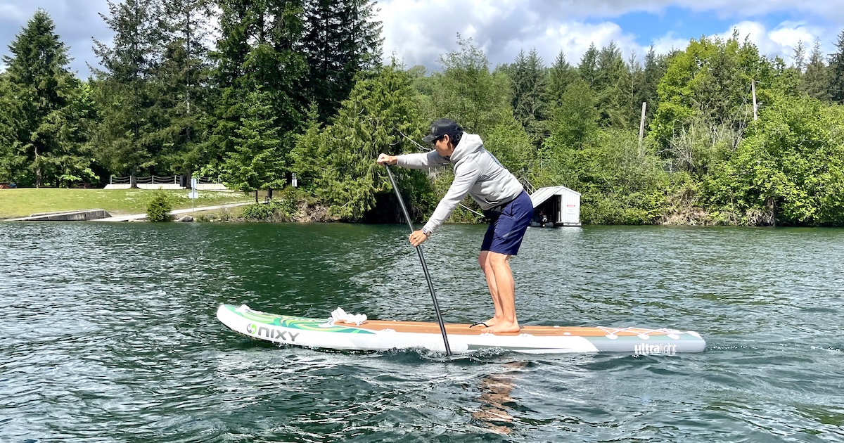 paddling the Nixy Monterey paddle board