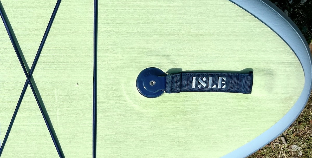 Isle carry handle